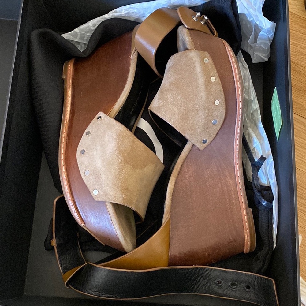 10 Crosby Derek Lam suede wedges - Murray fine suede